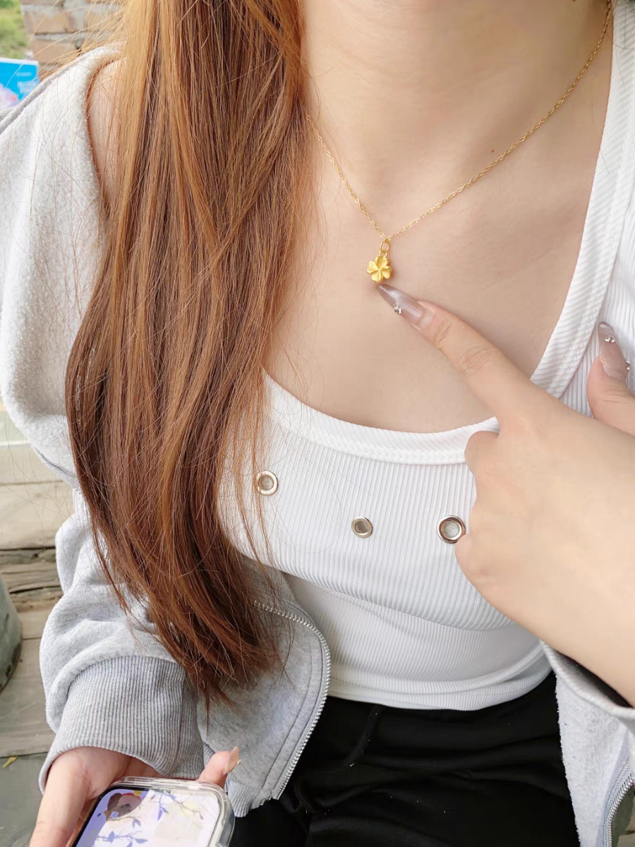 lucky gold necklace
