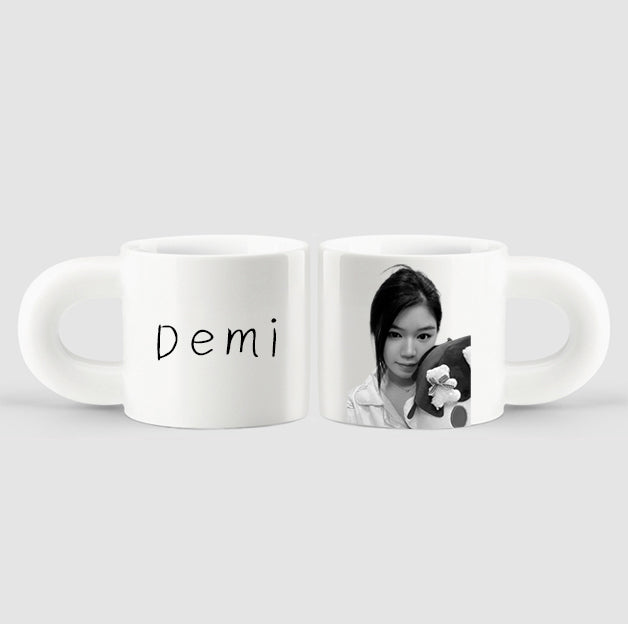 Demi Exclusive Gift